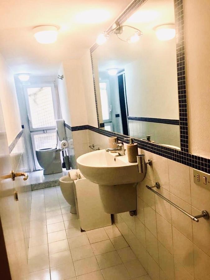 Yourvacanza Navigli Loft Daire Milano Dış mekan fotoğraf
